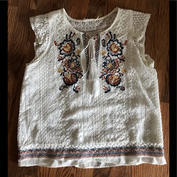 Blu Pepper Tops - 3/$10 Blu Pepper lined embroidered boho top, M